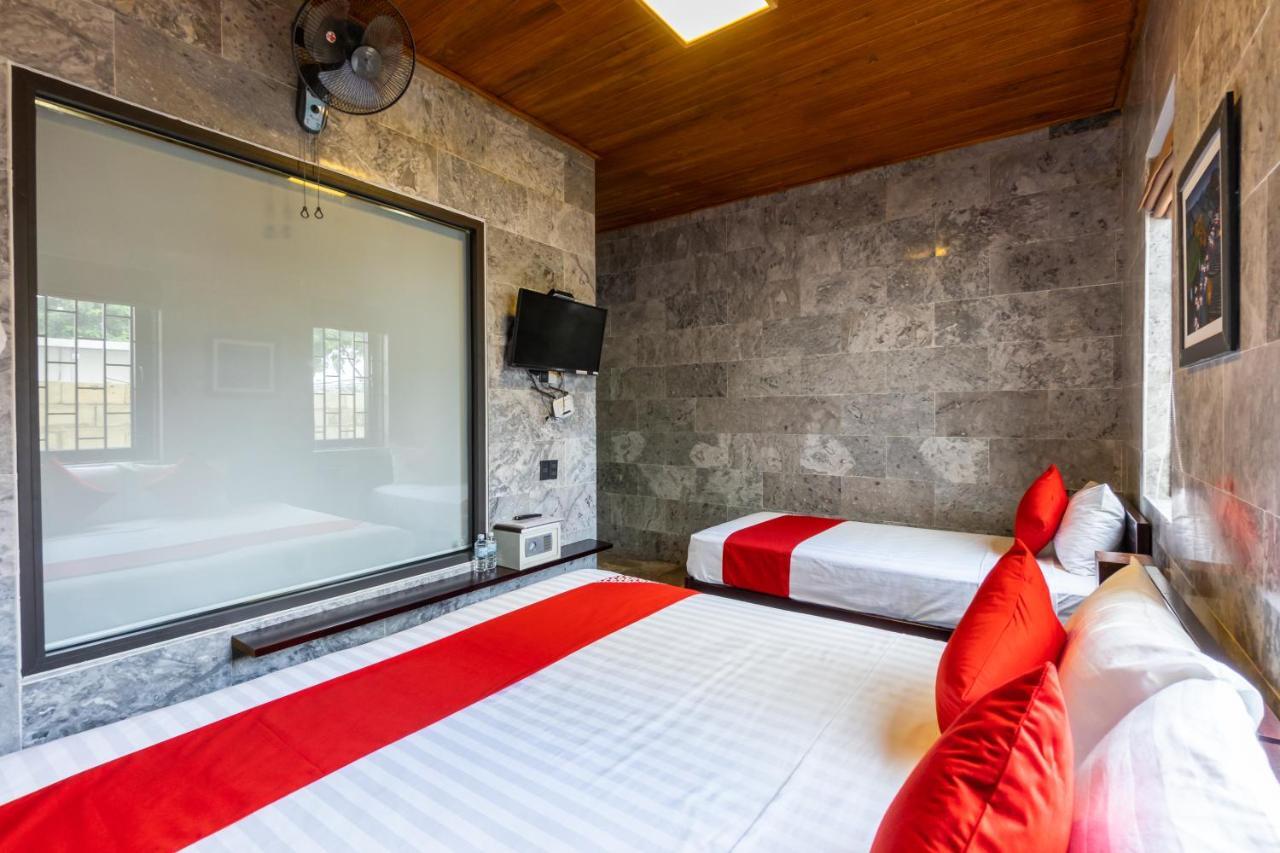 Oyo 467 Hoi An Twin Lake Villa エクステリア 写真